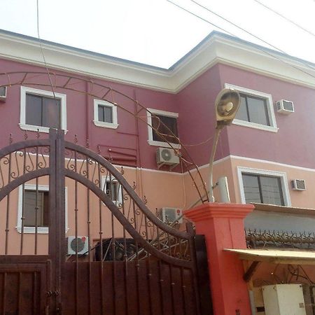 Maria Suites Lagos Bagian luar foto